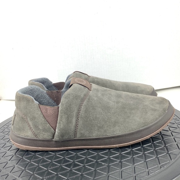 UGG Slippers, Men's Size 9  Grey Suede - Hanz Slip Ons - Picture 1 of 9